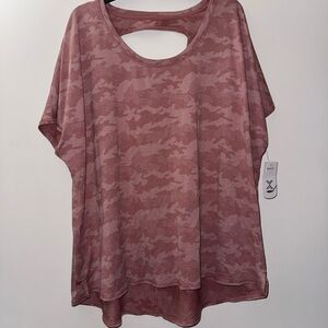 Xersion Red Boxy Cut Out Short Sleeve Tee